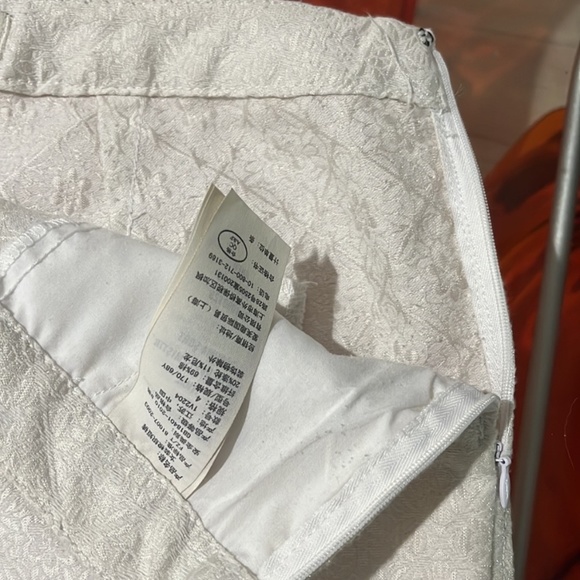 White Jacquard Shorts - USA w27 - Picture 4 of 5